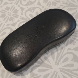 Ray-Ban Black Glasses Sunglasses Black Leather Hard Case